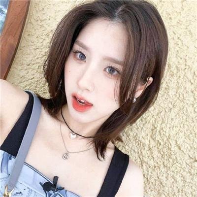 隔楼女孩:我们之间的层距